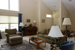114 Arbour Ct, North Wales, PA 19454 - Photo 6