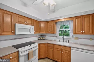399 Woodlyn Dr, Collegeville, PA 19426 - Photo 14