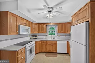 399 Woodlyn Dr, Collegeville, PA 19426 - Photo 12