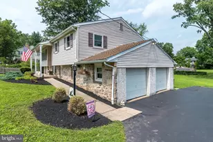 2301 Welsh Dr, Pottstown, PA 19464 - Photo 4