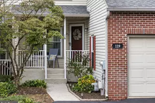 119 Farrington Ct, Collegeville, PA 19426 - Photo 2