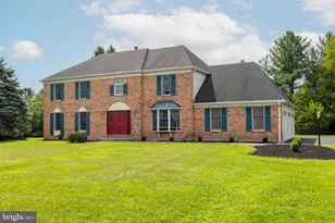 1342 Tanglewood Dr, North Wales, PA 19454 - Photo 2