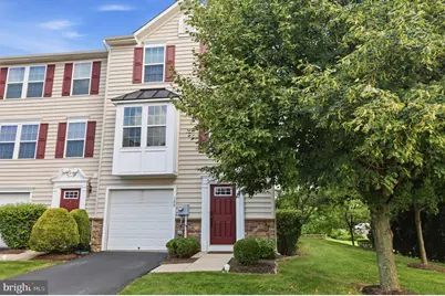 100 Susan Circle, North Wales, PA 19454 - Photo 2