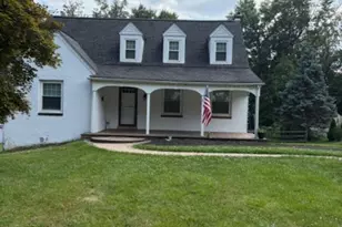 90 Clearview Ave, Huntingdon Valley, PA 19006 - Photo 2
