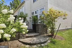 276 Goldenrod Dr, Upper Gwynedd, PA 19446 - Photo 68
