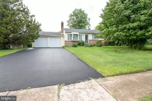 2735 Centennial Rd, Hatboro, PA 19040 - Photo 4