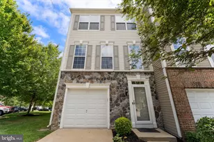 203 Hudson Dr, Phoenixville, PA 19460 - Photo 2
