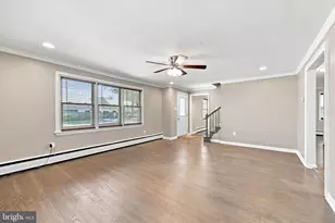 376 E 4th St, Lansdale, PA 19446 - Photo 6