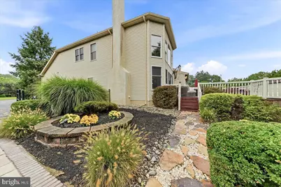 1104 Goshawk Cir, Audubon, PA 19403 - Photo 38