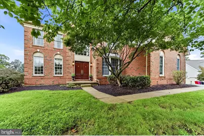 1104 Goshawk Cir, Audubon, PA 19403 - Photo 2