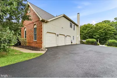 1104 Goshawk Cir, Audubon, PA 19403 - Photo 44
