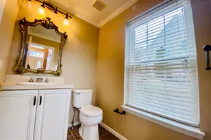 475 Stoneglen St, Collegeville, PA 19426 - Photo 4