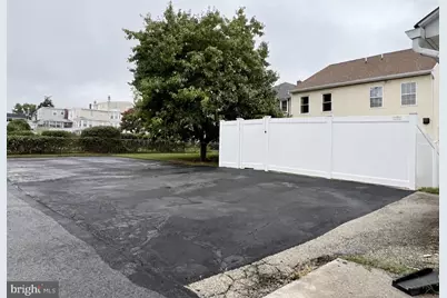 22 W 7th Street, Bridgeport, PA 19405 - Photo 36