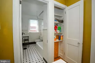 1719 Powell St, Norristown, PA 19401 - Photo 38