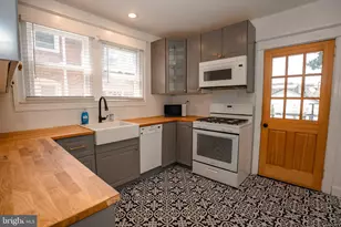 1719 Powell St, Norristown, PA 19401 - Photo 20