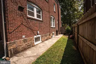 1719 Powell St, Norristown, PA 19401 - Photo 6