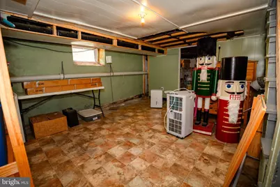 1719 Powell Street, Norristown, PA 19401 - Photo 40