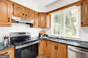 3118 Shirlene Rd, Norristown, PA 19403 - Photo 10