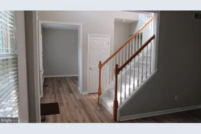 1045 Fallbrook Lane, Pottstown, PA 19464 - Photo 2