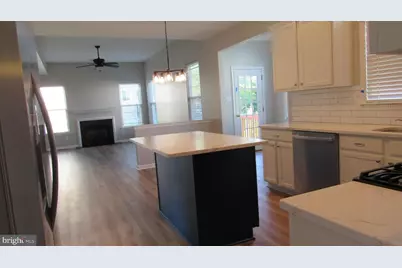 1045 Fallbrook Lane, Pottstown, PA 19464 - Photo 6