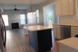 1045 Fallbrook Ln, Pottstown, PA 19464 - Photo 6
