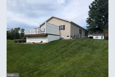 541 Springhouse, North Wales, PA 19454 - Photo 4