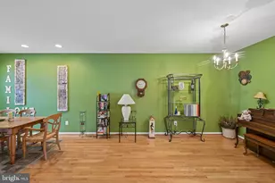 4 Dunkirk Ct, Norristown, PA 19403 - Photo 10