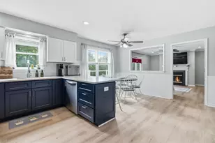 107 Diane Cir, West Norriton, PA 19403 - Photo 12