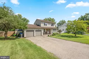 1903 Parkside Ln, Harleysville, PA 19438 - Photo 40