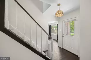 1903 Parkside Ln, Harleysville, PA 19438 - Photo 4
