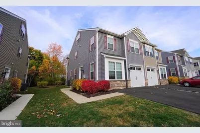 1013 Chapman Circle, Hatfield, PA 19440 - Photo 2