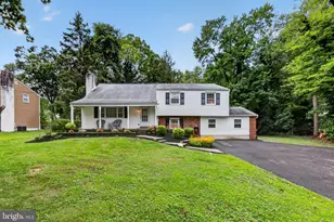 122 County Line Rd, Lansdale, PA 19446 - Photo 2