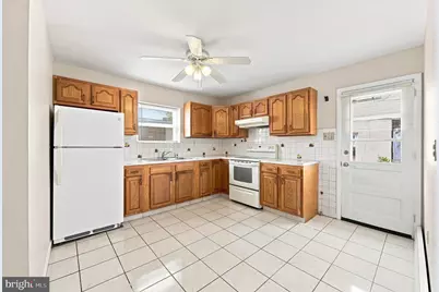 114 W 7th Street, Bridgeport, PA 19405 - Photo 10