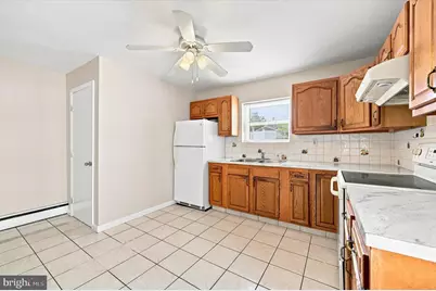114 W 7th Street, Bridgeport, PA 19405 - Photo 12