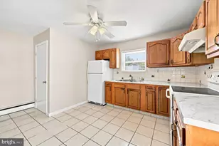 114 W 7th St, Bridgeport, PA 19405 - Photo 12