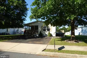 619 Mimosa St, Red Hill, PA 18076 - Photo 2
