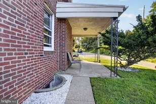 16 Underwood Rd, Wyncote, PA 19095 - Photo 2