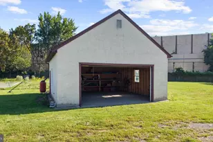 735 E Township Line Rd, Blue Bell, PA 19422 - Photo 36