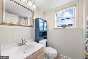 735 E Township Line Rd, Blue Bell, PA 19422 - Photo 32