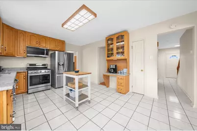 735 E Township Line Road, Blue Bell, PA 19422 - Photo 8