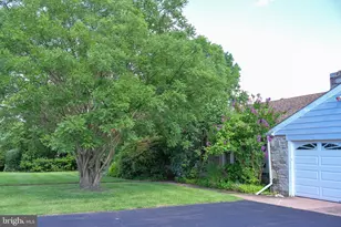 2171 Kent Rd, Huntingdon Valley, PA 19006 - Photo 4
