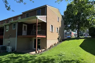 30 Valley Dr, Telford, PA 18969 - Photo 2