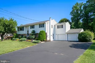 2017 Adams Rd, East Greenville, PA 18041 - Photo 2