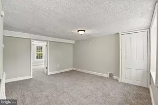23 W Airy St, Norristown, PA 19401 - Photo 14