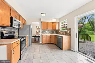 306 Ross Ln, Collegeville, PA 19426 - Photo 8