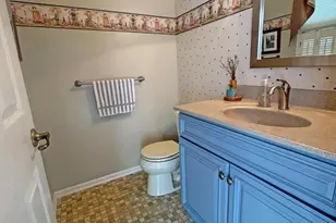 106 Henning Dr, North Wales, PA 19454 - Photo 4