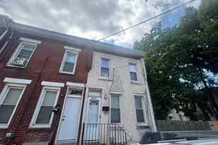 924 Jackson St, Norristown, PA 19401 - Photo 1