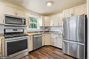 2570 Rosewood Ave, Abington, PA 19001 - Photo 16
