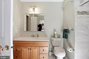 301 Grays Ln, Lansdale, PA 19446 - Photo 36