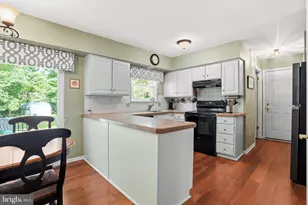 301 Grays Ln, Lansdale, PA 19446 - Photo 6